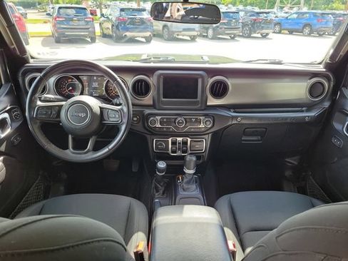 Used 2021 Jeep Wrangler Unlimited Sport AWD/4WD image 11