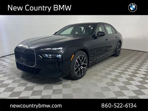 New 2026 BMW 760i xDrive w/ Executive Package image 3