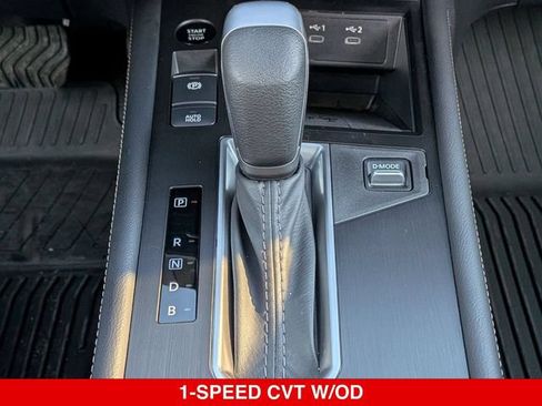 Certified 2025 Nissan Kicks SV AWD/4WD image 29