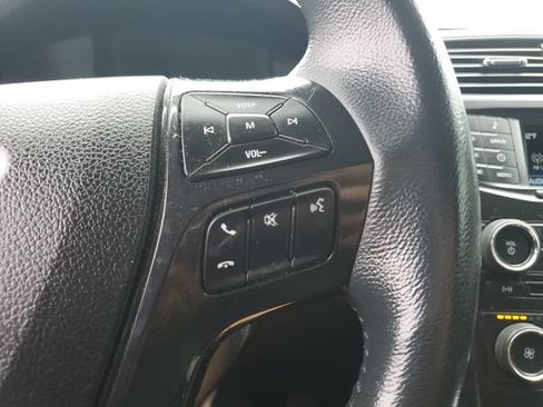 Used 2017 Ford Explorer XLT AWD/4WD image 21