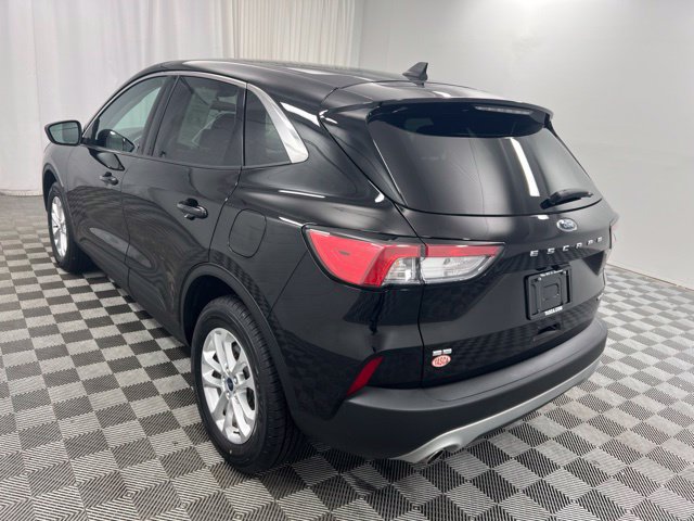 Used 2022 Ford Escape SE w/ Cold Weather Package AWD/4WD image 6