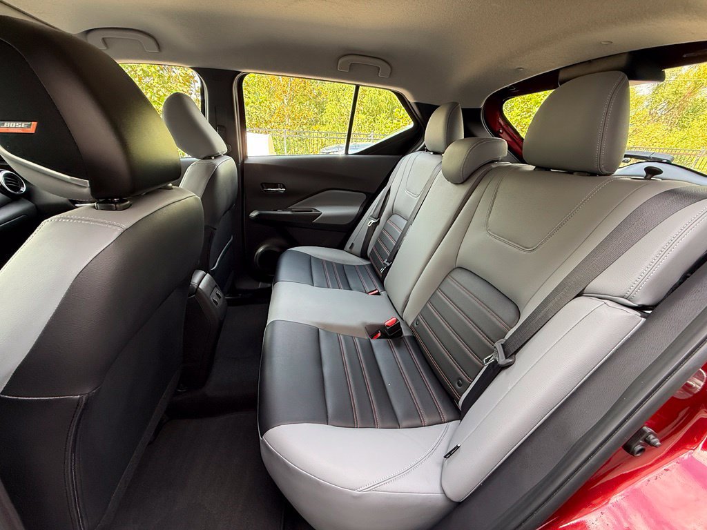 Used 2024 Nissan Kicks SR w/ SR Premium Package FWD image 32