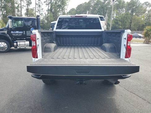 Certified 2025 Chevrolet Silverado 2500 Custom w/ Custom Value Package image 8