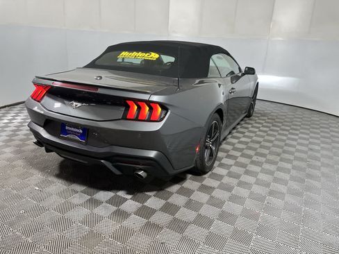 Used 2025 Ford Mustang Premium RWD image 8