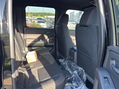 New 2026 Nissan Frontier Pro-X w/ Pro-X Convenience Package RWD image 11