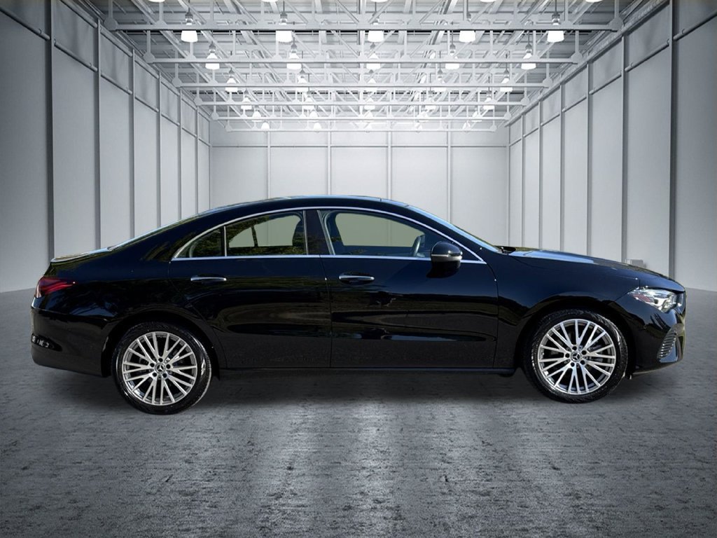Used 2025 Mercedes-Benz CLA 250 image 10