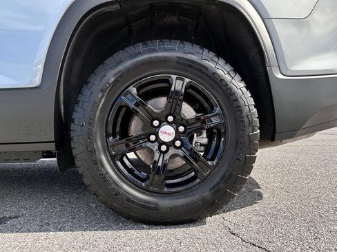 Used 2023 GMC Acadia AT4 w/ Technology Package AWD/4WD image 46