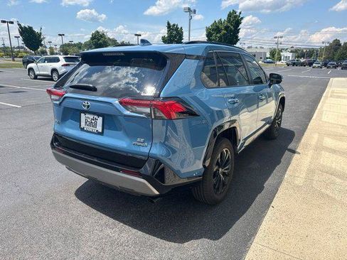 Certified 2022 Toyota RAV4 SE w/ Convenience Package AWD/4WD image 5