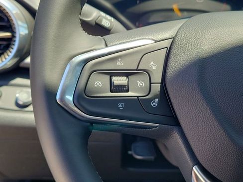 New 2026 Chevrolet Trax ACTIV w/ Sunroof Package FWD image 22