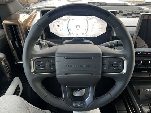 New 2025 GMC Hummer EV 3X w/ Extreme Off-Road Package image 10