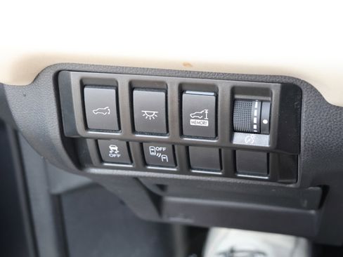 Used 2021 Subaru Ascent Touring w/ Popular Package #2A image 15