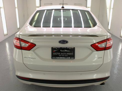 Used 2016 Ford Fusion SE image 7