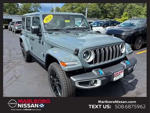 Used 2024 Jeep Wrangler Unlimited Sahara w/ Technology Group AWD/4WD image 1