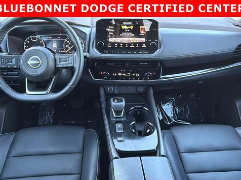 Used 2023 Nissan Rogue SL w/ SL Premium Package image 17