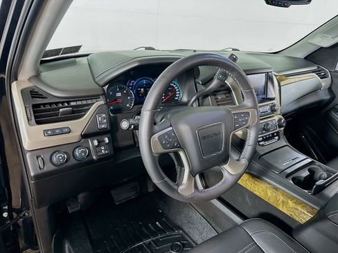Used 2017 GMC Yukon Denali w/ Open Road Package image 20