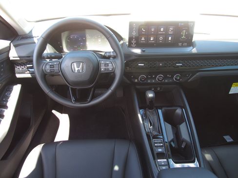 New 2025 Honda Accord EX-L image 15