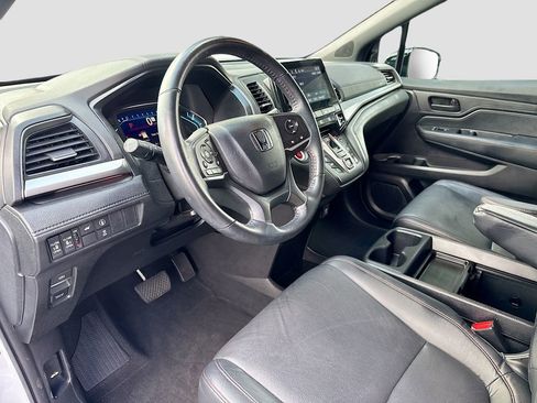 Used 2024 Honda Odyssey Sport image 10