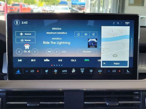 Used 2024 Lincoln Corsair FWD w/ Equipment Group 101A image 26