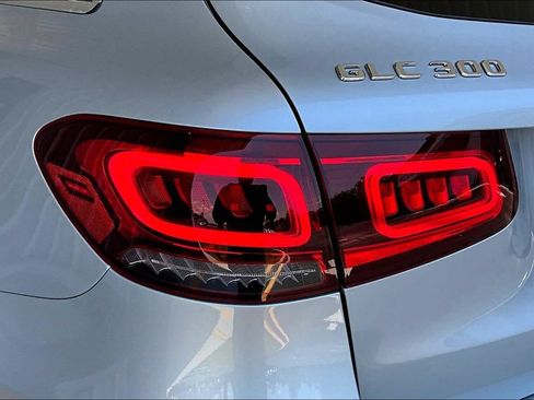 Used 2022 Mercedes-Benz GLC 300 image 22