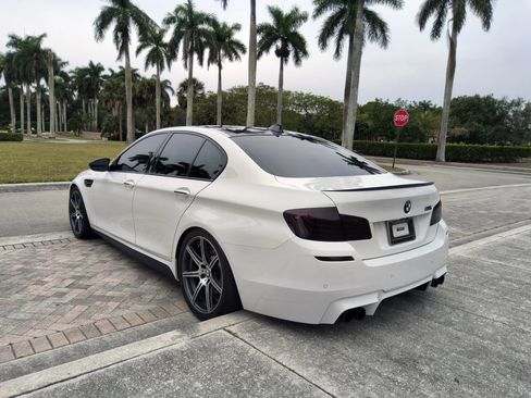 Used 2014 BMW M5 image 15