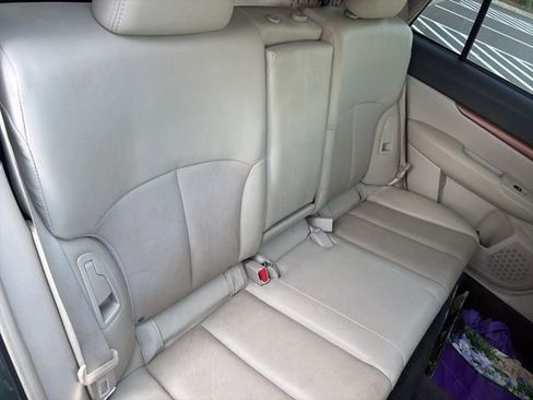 Used 2013 Subaru Outback 2.5i Limited AWD/4WD image 12