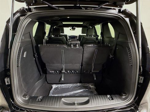 New 2026 Chrysler Pacifica Limited FWD image 20