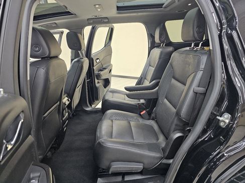 Used 2017 GMC Acadia SLT FWD image 25