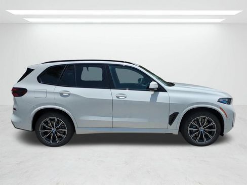 New 2026 BMW X5 sDrive40i w/ M Sport Package RWD image 3