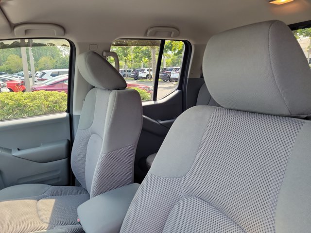 Used 2021 Nissan Frontier SV RWD image 18