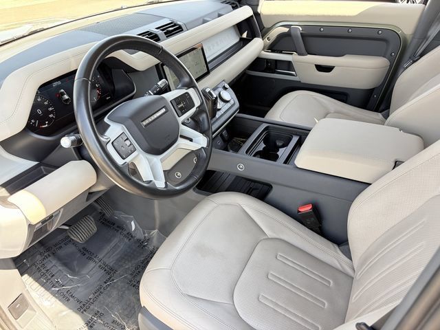 Used 2021 Land Rover Defender 110 SE AWD/4WD image 5