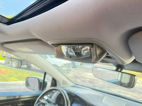 Used 2018 Honda Odyssey Touring image 44