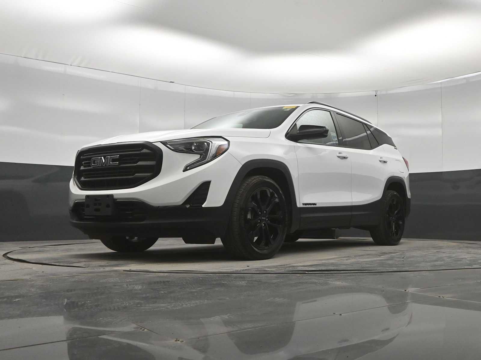 Used 2021 GMC Terrain SLE w/ Driver Convenience Package FWD image 36