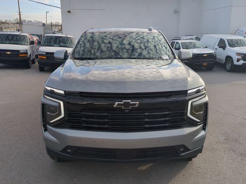 New 2026 Chevrolet Suburban RST w/ RST Capability Package image 3