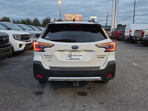 Used 2024 Subaru Outback Touring image 6