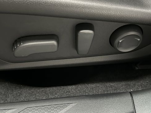 New 2026 Subaru Outback Limited AWD/4WD image 19