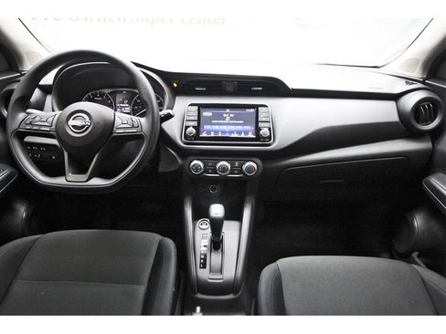 Used 2025 Nissan Kicks Play S image 7