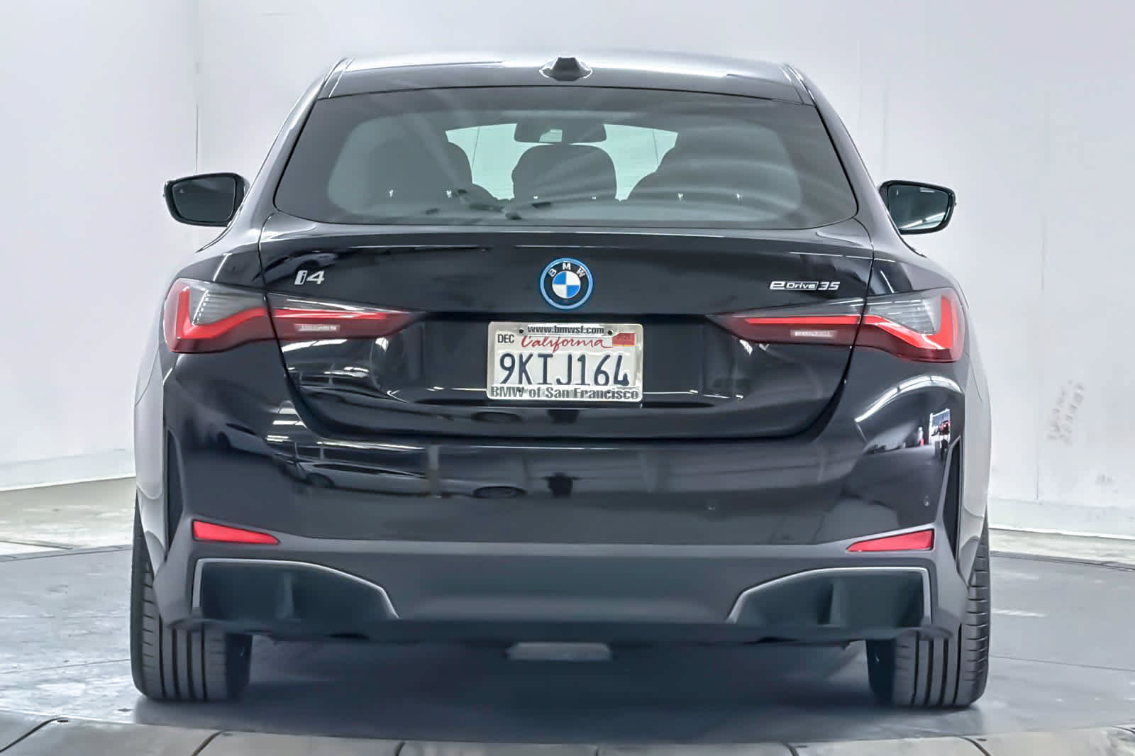 Used 2024 BMW i4 eDrive35 w/ Convenience Package RWD image 7