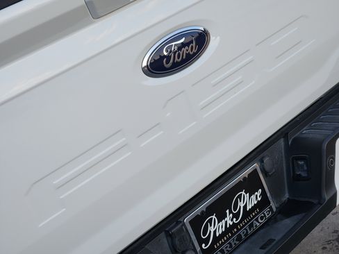 Used 2022 Ford F150 XLT w/ Equipment Group 302A High image 12