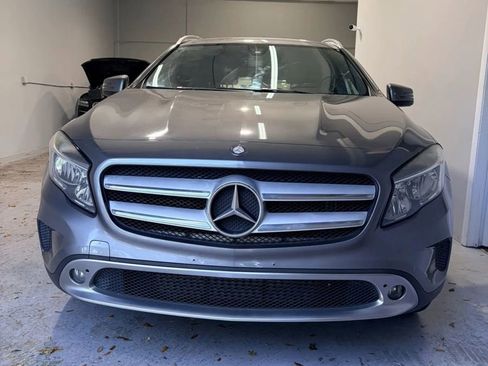 Used 2016 Mercedes-Benz GLA 250 4MATIC w/ Premium Package image 11