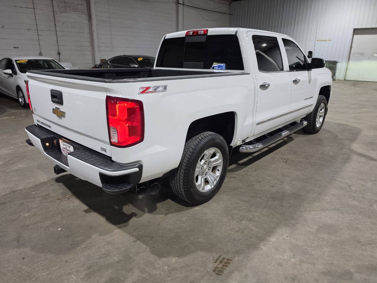 Used 2017 Chevrolet Silverado 1500 LTZ Z71 AWD/4WD image 14