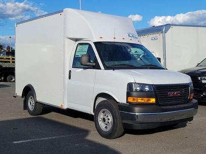 New 2024 GMC Savana 3500 w/ Power Convenience Package