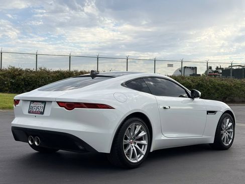Used 2015 Jaguar F-TYPE Coupe RWD image 8