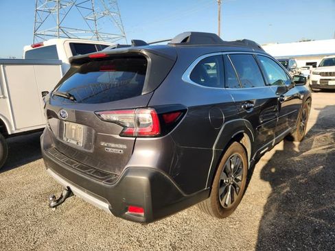 Used 2024 Subaru Outback Touring AWD/4WD image 6