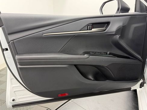 Used 2026 Toyota Camry SE image 17