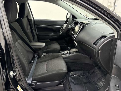 Used 2020 Mitsubishi Outlander Sport ES image 28