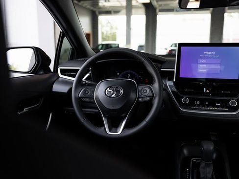 Certified 2025 Toyota Corolla SE w/ SE Premium Package image 14