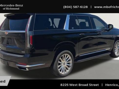 Used 2024 Cadillac Escalade ESV Premium Luxury AWD/4WD image 2