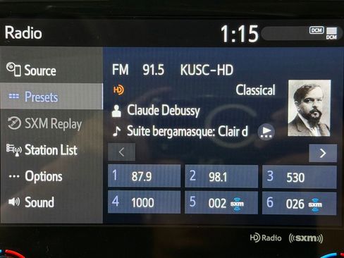 Used 2020 Toyota Camry SE w/ Audio Package FWD image 34