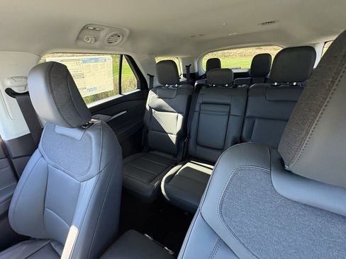 New 2026 Ford Explorer Active w/ Active Comfort Package image 42