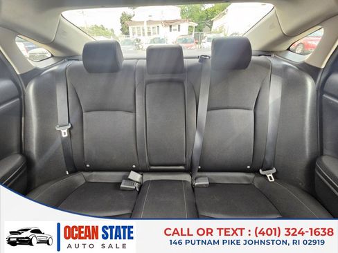 Used 2018 Honda Civic EX image 16